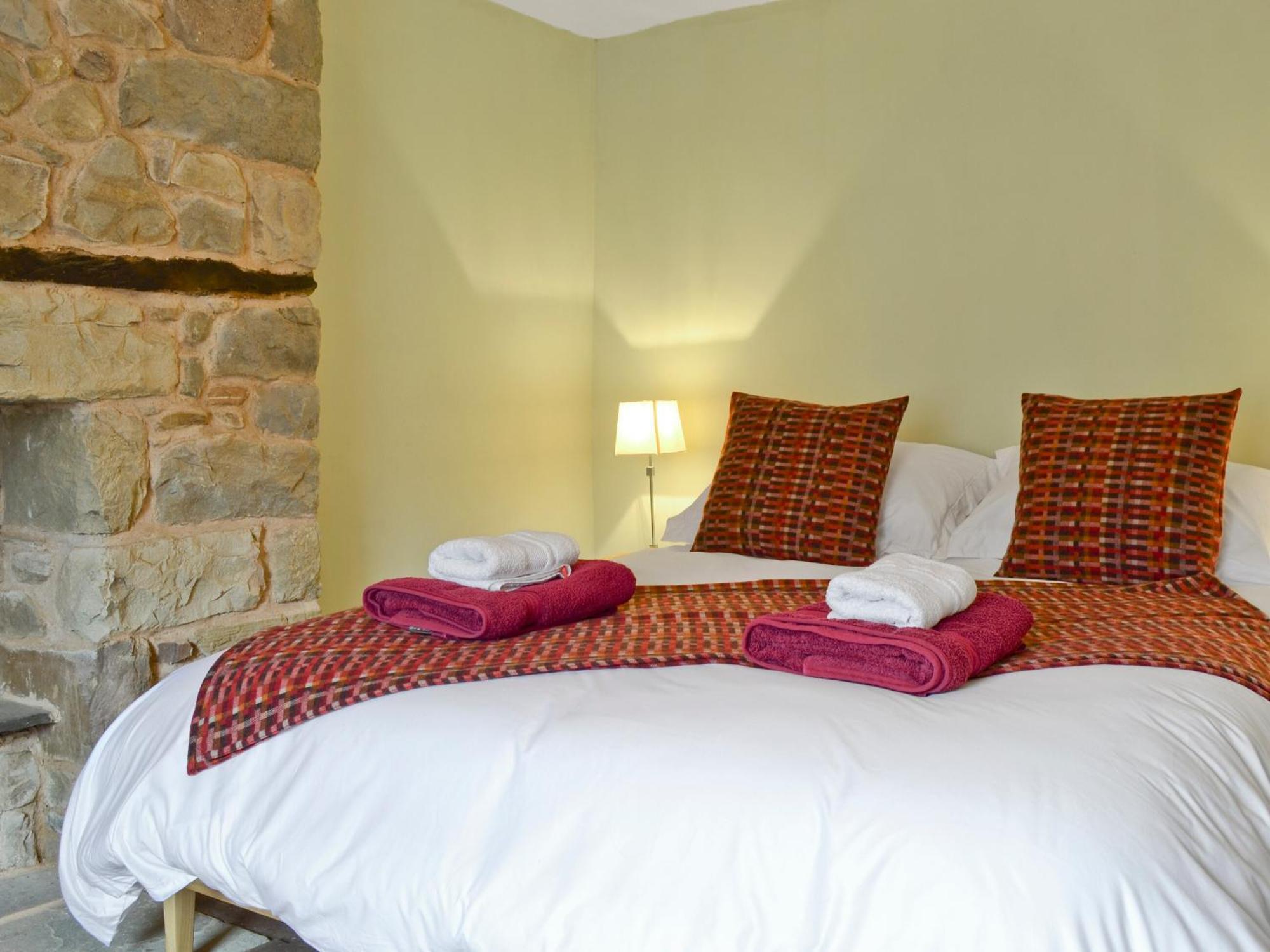The Mill Farmhouse Llandybie Exteriér fotografie